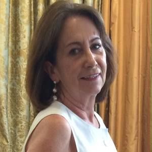 Meet your Posher, Elaine